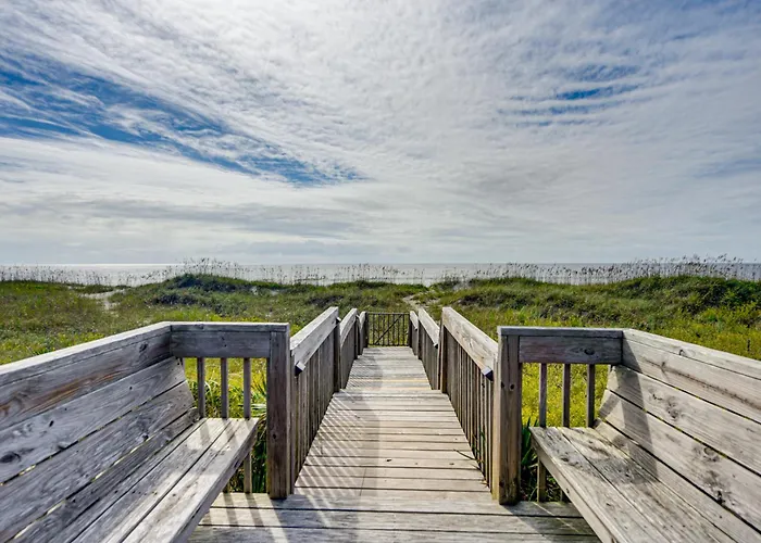 Home On Ocean Isle Beach W/ Catwalk & Deck