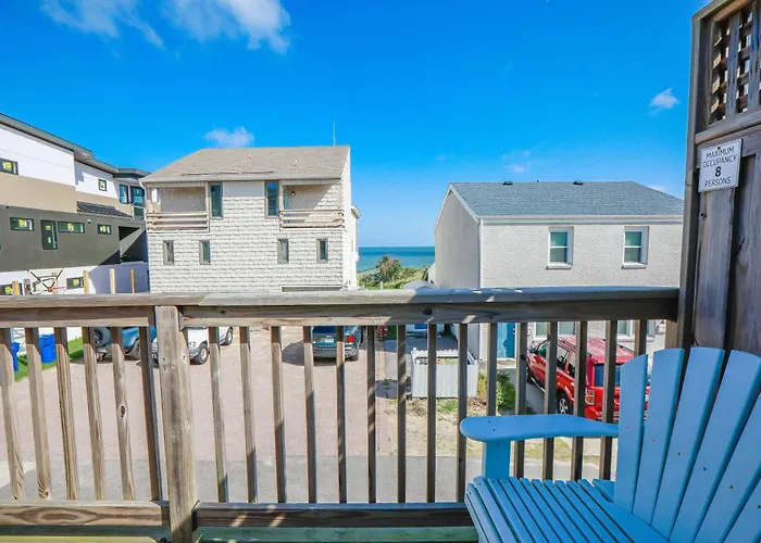 Sojourn'S Sea Views With Balcony Sleeps 10