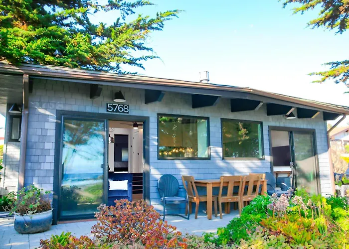 5768 Moonstone Bch Dr.