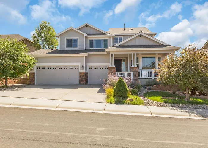 Centrally Located 5Bd - Games, Bbq & Firepit Patio