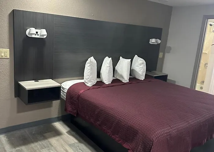 Economy Inn