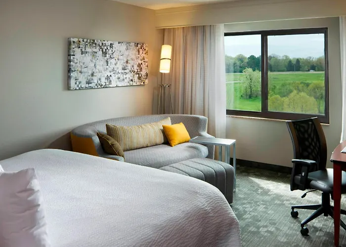 Courtyard By Marriott Jackson