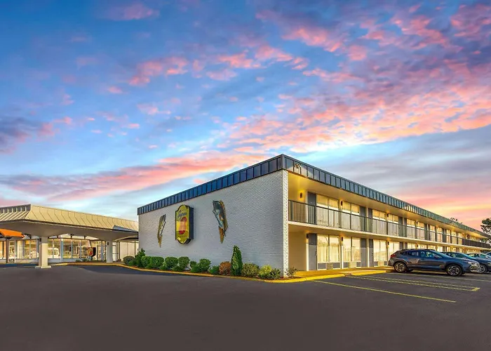 Super 8 By Wyndham Riverside Al