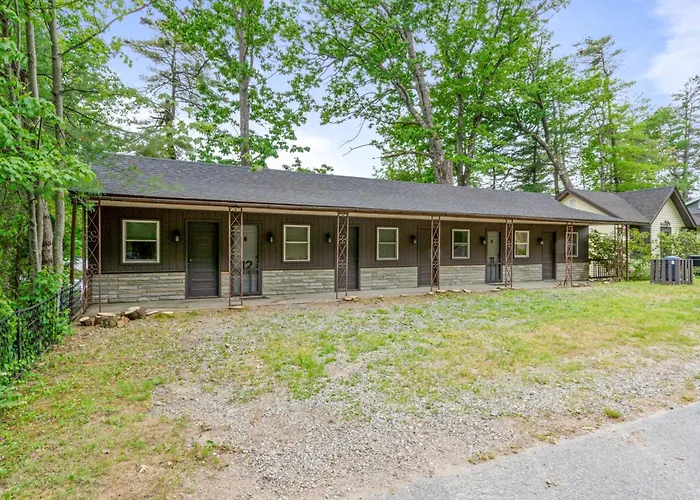 Waterfront 2 Bedroom At Squam