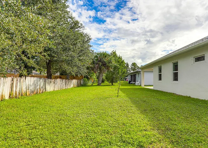 Explore Parks And Preserves! Spacious St Lucie Home