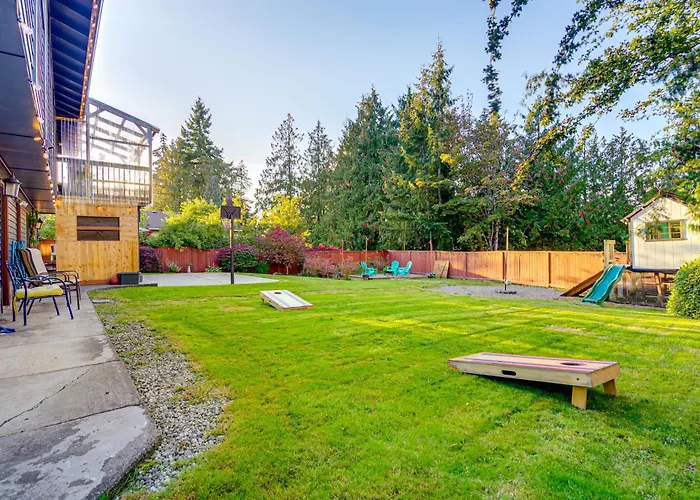 Mount Vernon Home W/ Private Hot Tub
