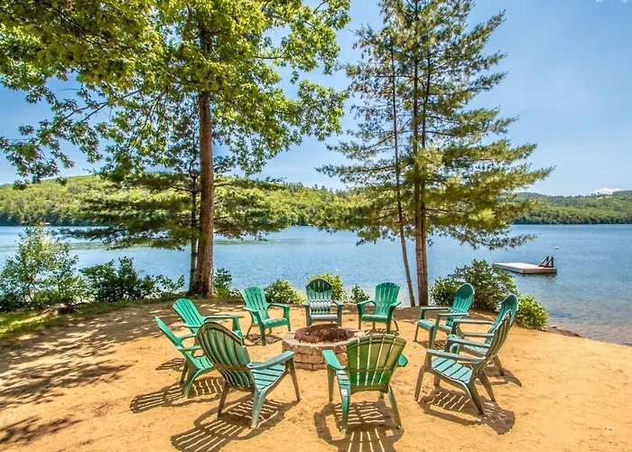 Squam Waterfront 2 Bed 2Bath