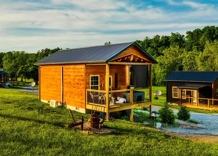 Romantic Cabin - The Woodland Nook