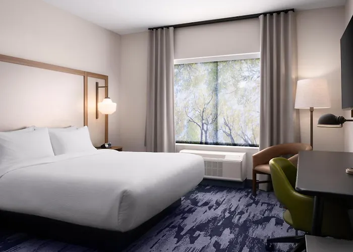 Fairfield By Marriott Inn & Suites Cincinnati Oakley