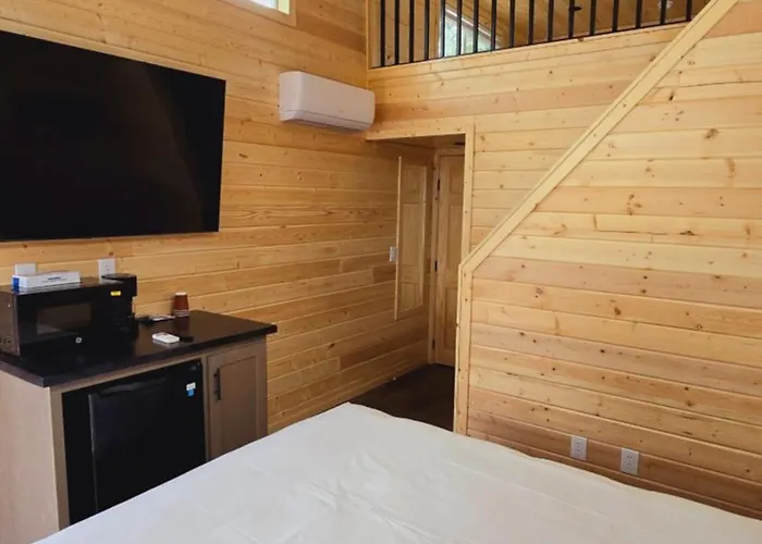 Cabins With A Mountain View 4A