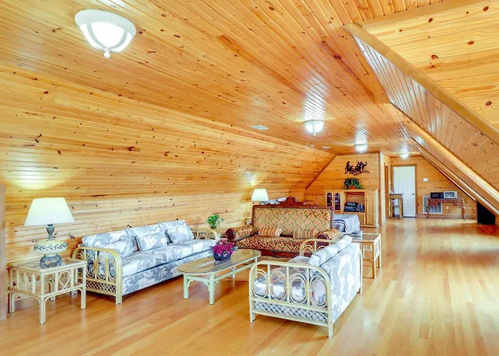 Hike & Fish: Studio W/ Pool Access In Shirley!