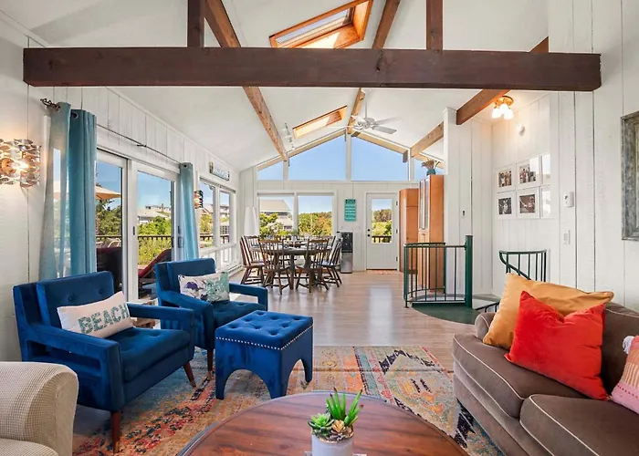Unique Waterfront Home With Stunning Views