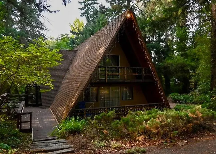 Cozy Portland A-Frame Cabin