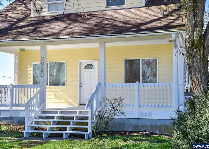 5 Bedroom House Cheerful Bungalow With Ac Pet Friendly
