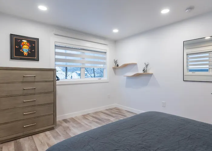 Hip Modern, 3 Bedroom