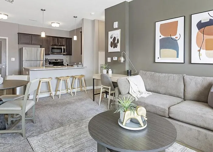 Landing Modern Apartment With Amazing Amenities