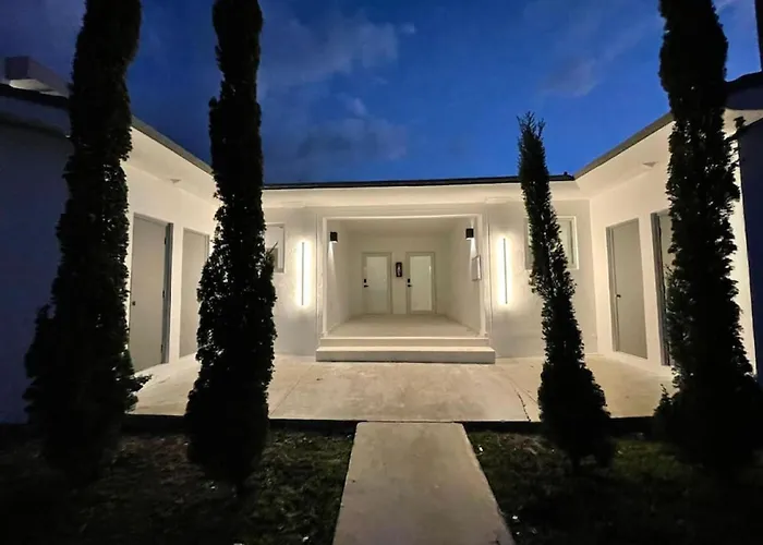 Casa Canal