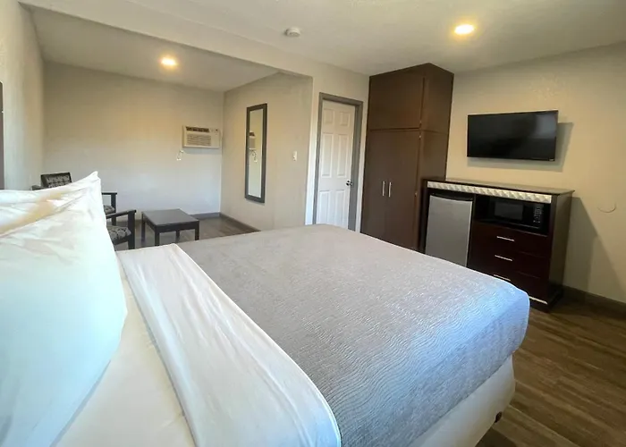 Sequoia Motel