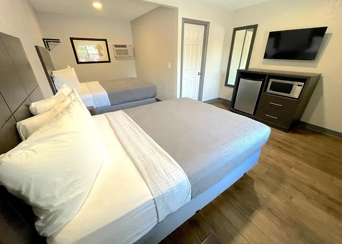 Sequoia Motel