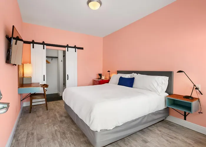 The Iris Motel