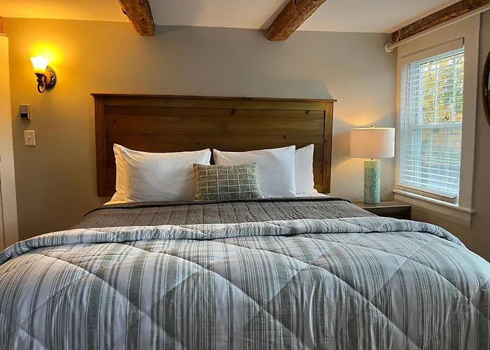 Abalonia Inn