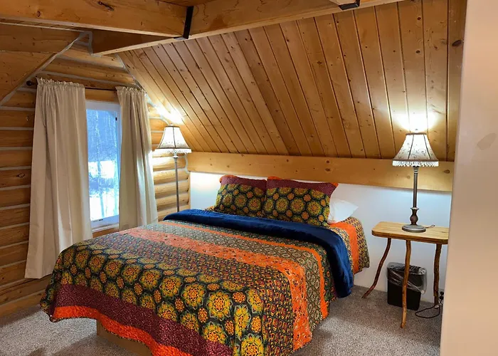 Talkeetna Log Cabin With Hot Tub Unit 1