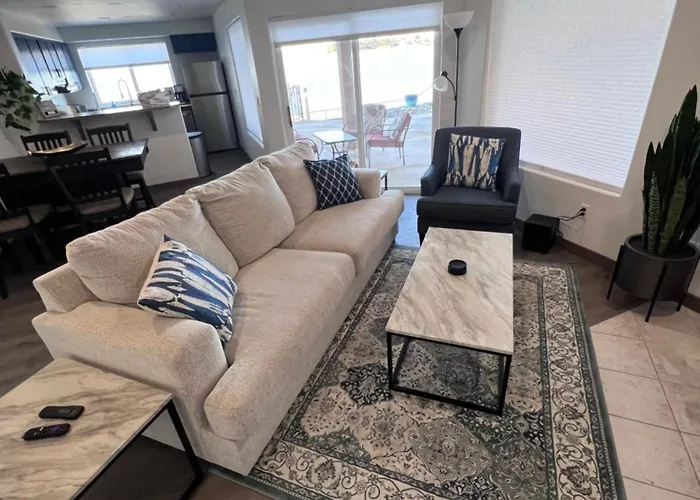 Prime Lakefront On Moses Lake