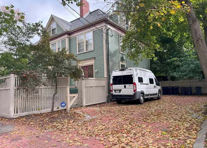 Harvard Rooms - 2Br Retreat Adjacent To University