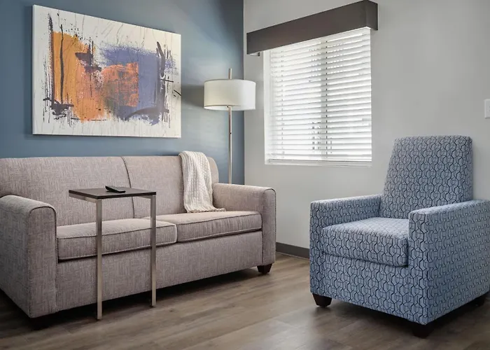 Stayapt Suites Suffolk-Chesapeake