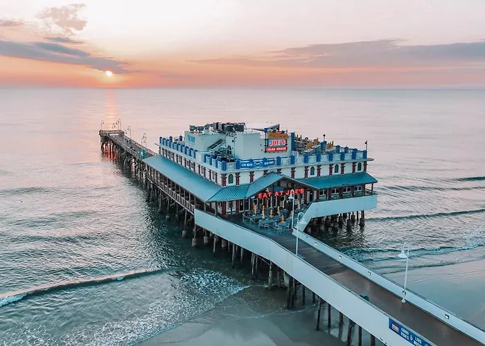 Boardwalk Inn And Suites