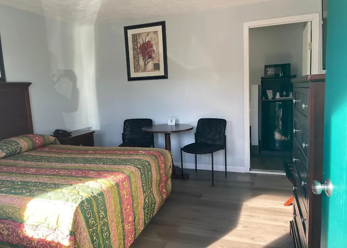 Perry-O Inn & Suites