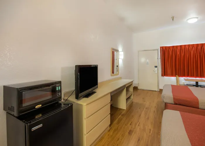 Americas Best Value Inn & Suites Humble