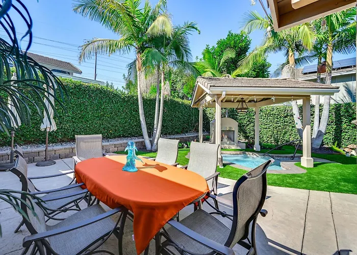 13 Mi To Downtown San Diego: Quiet Home W/ Spa!