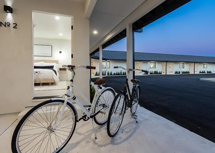 Hotel Bayit Modesto Salida