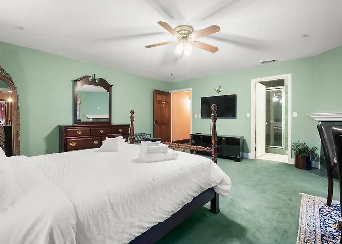 Mountain High Luxury Castle &Spa
