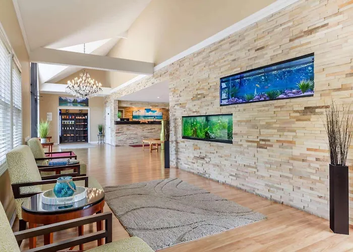 Ogunquit River Inn & Suites