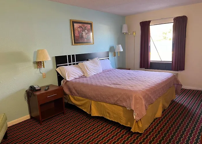 Quality Quarters Inn By Oyo Richmond Ky I-75