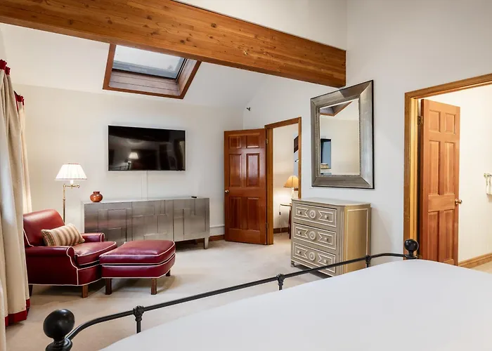 Deer Valley Little Belle Ultimate Ski Getaway, Sleeps 14, Luxury Design, Private Hot Tub,