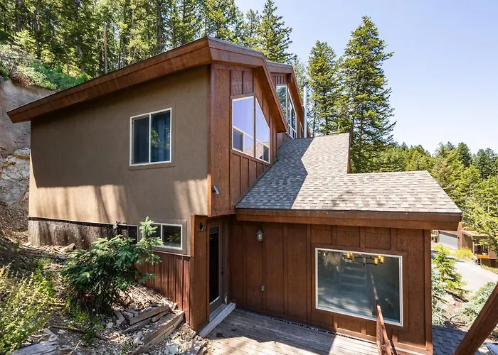 Family Paradise, Sleeps 14, High-End Interiors, 20 Minutes From The Mountain!