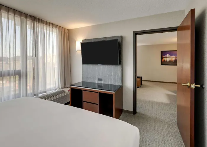 Drury Inn & Suites Cape Girardeau