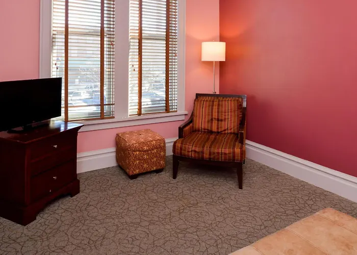 Montvale Hotel (Adults Only)