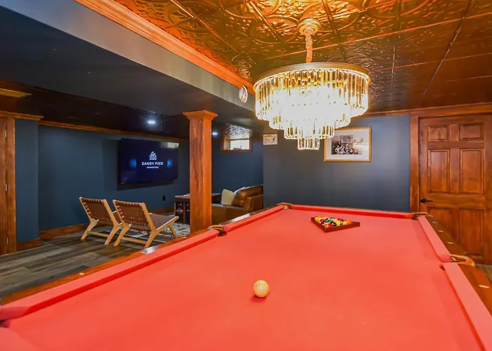 Speakeasy Bar Hot Tub Petsok Close2Mayflower