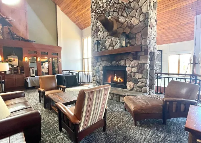 Ski-In/Ski-Out 1Br+Loft | Moose Mtn Views | Pool