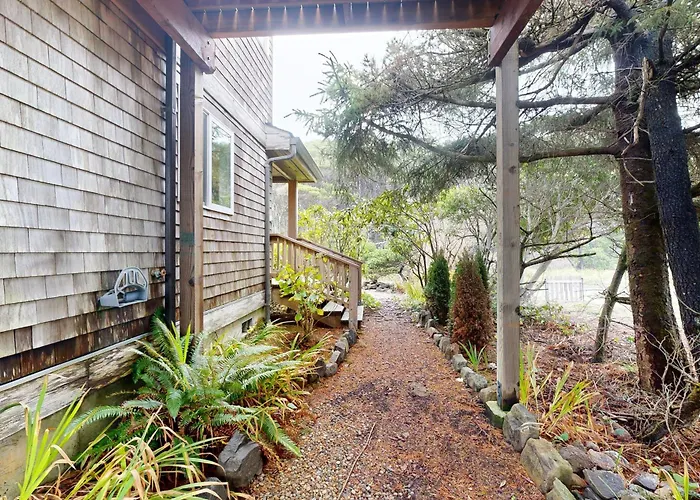 Finisterre Cottage