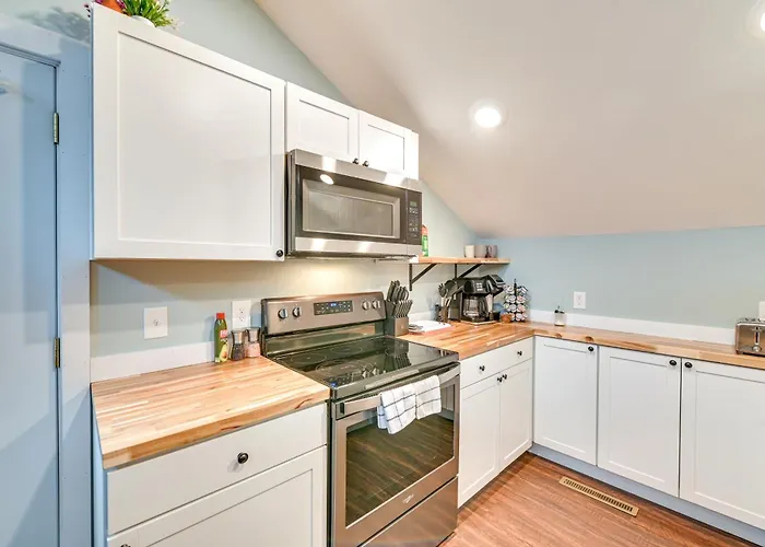 Old Forge Studio: Close To Lakes & Hiking Trails