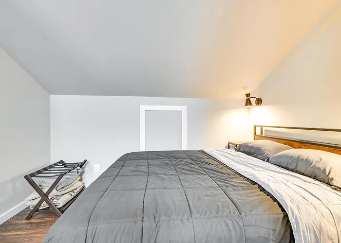 Old Forge Studio: Close To Lakes & Hiking Trails