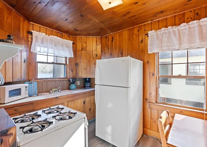 Loon Lodge