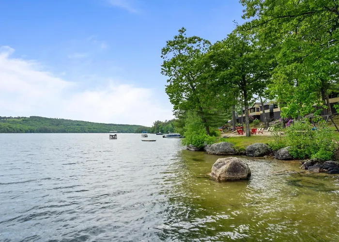 Waterfront 2 Bed 2 Bath