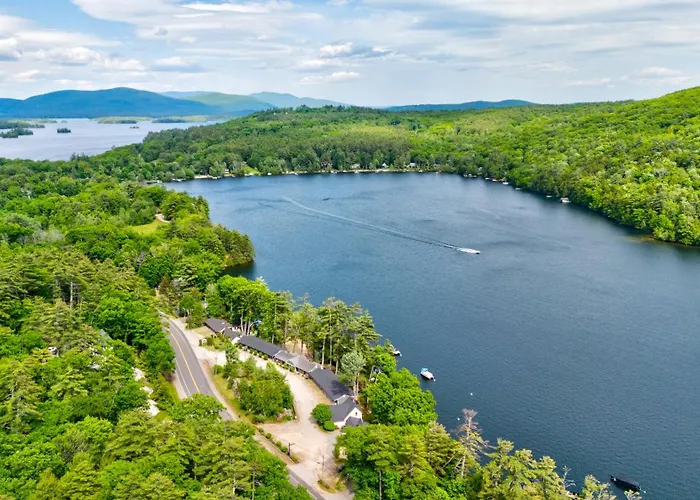 Waterfront 3 Bed Plus 3 Bath On Squam