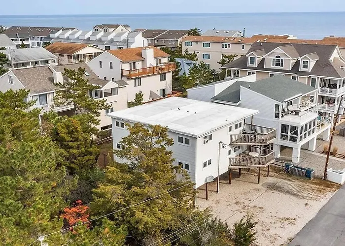 Tower Shores Tiny Gem